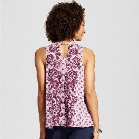 Mauve and purple print cutout swing top size medium - Picture 2 of 6